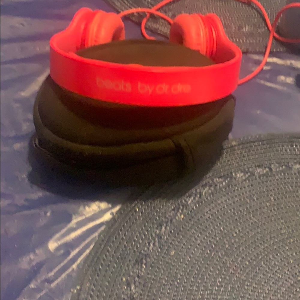 Beats by dr.dre headphones (wired)